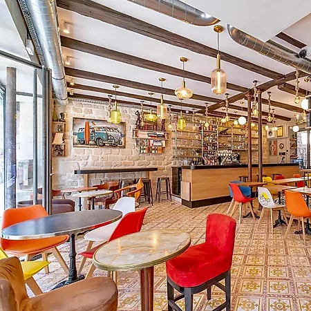 Fraternity-hotel فندق باريس