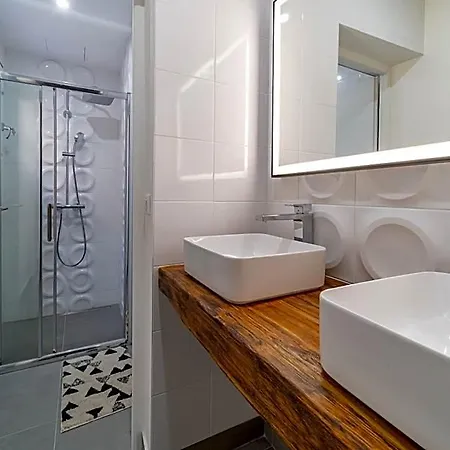 Fraternity-hotel Hotell